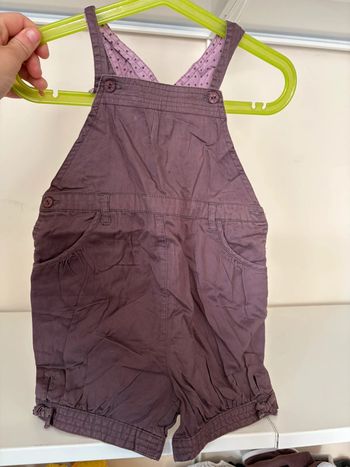 Robe marron et violette