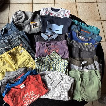 Lot de vêtements garçons taille 18 mois