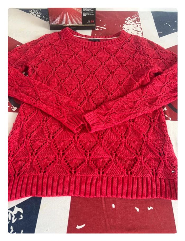 Pull Torsadé Tommy Hilfiger rouge taille L motif broderie - photo numéro 5