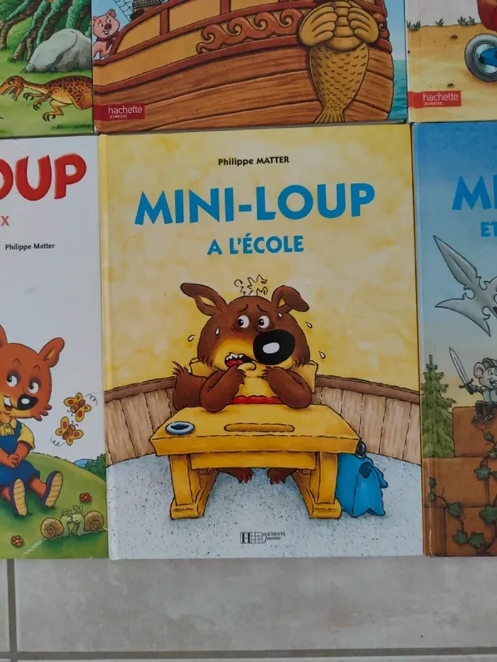 Lot 7 livres Mini Loup - photo numéro 9