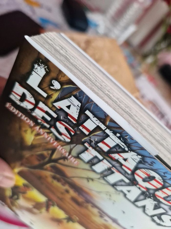 Lot de manga l'attaque des titans - photo numéro 12