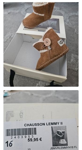 Chaussons UGG camel neuve