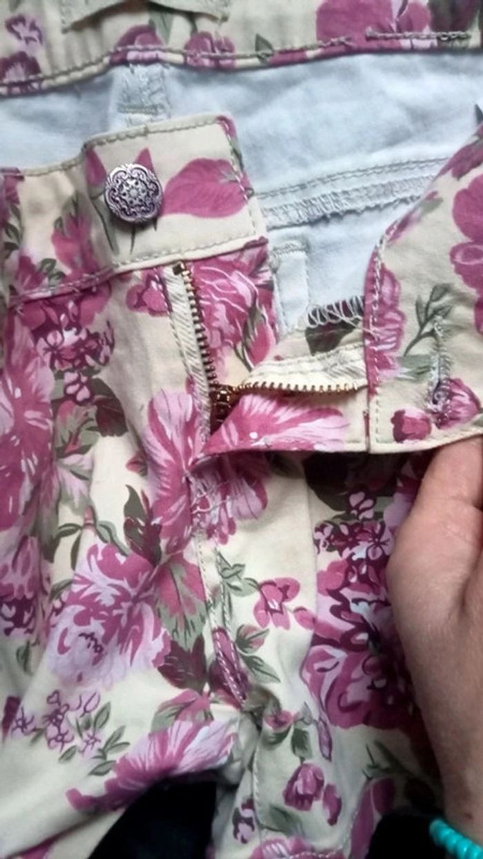 Short en jean à motif - photo numéro 7