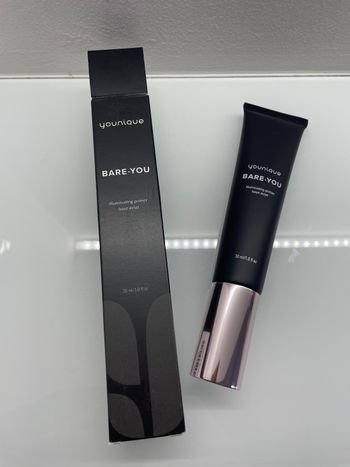 Base éclat Younique