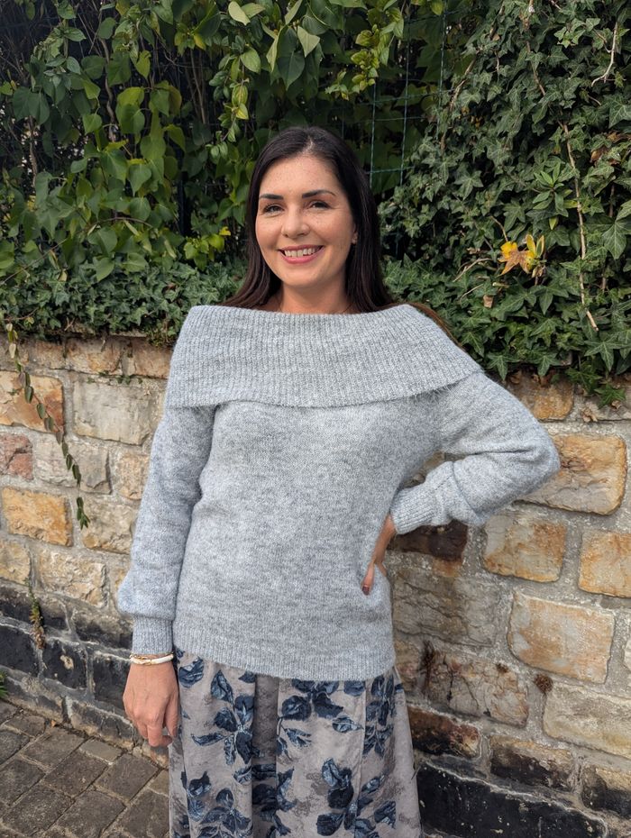 Pull Brest à revers sur épaules gris
Taille unique