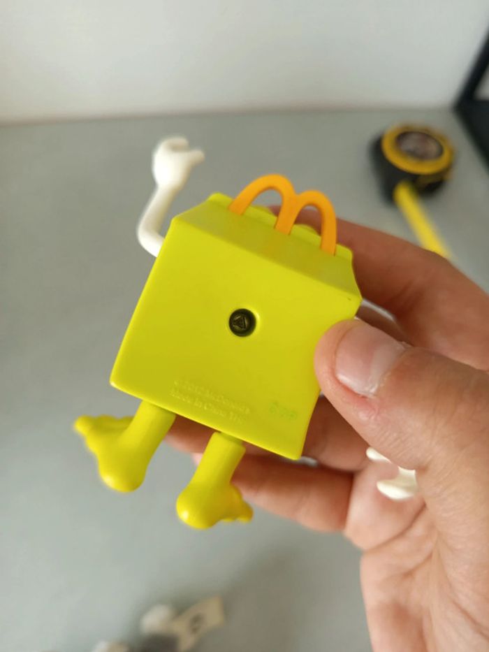 Figurine McDo happy meal de 2012 - photo numéro 4