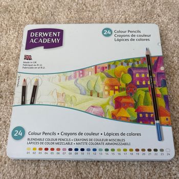 Crayons de couleur aquarelles