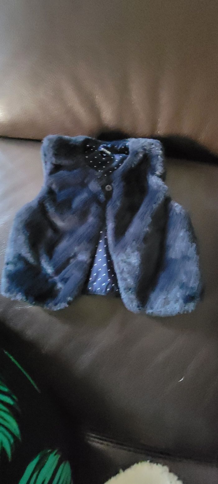 Gilet moumoute Kiabi 18 mois