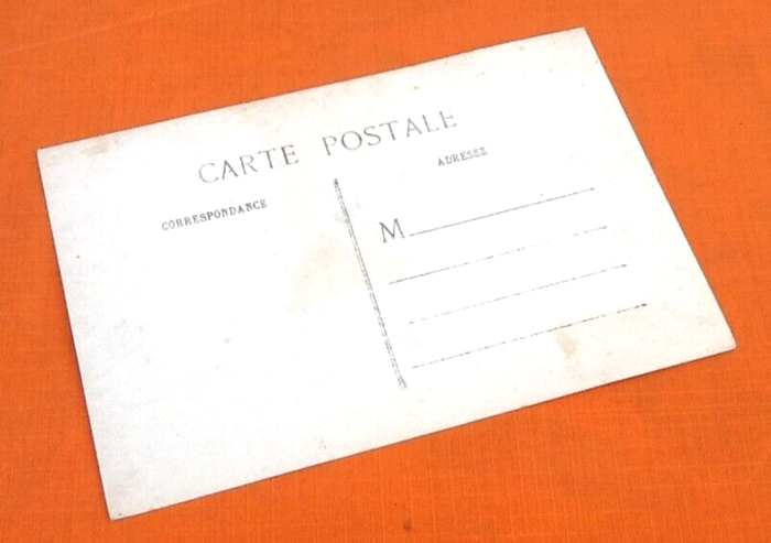 Carte (photo) postale ancienne Rueil (Hauts-de-Seine) Avenue du chemin de fer (crue de la Seine 30 - photo numéro 2