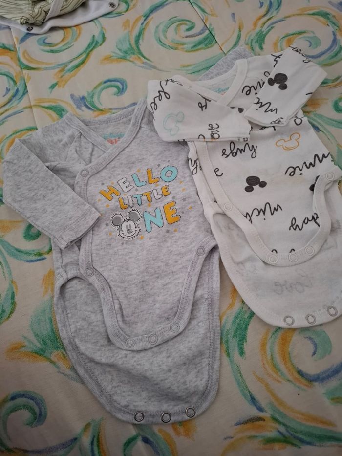 Body taille 0 Disney baby - photo numéro 3