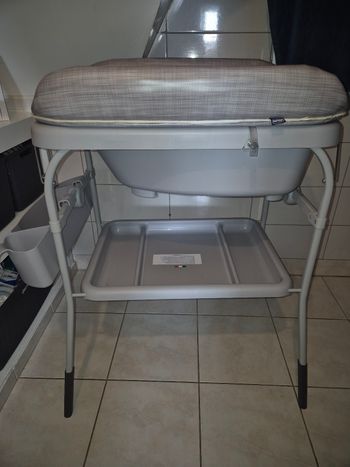 Table a langer baignoire aubert
