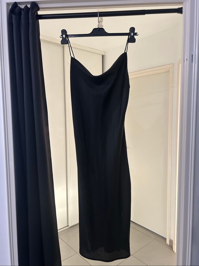 Robe noir