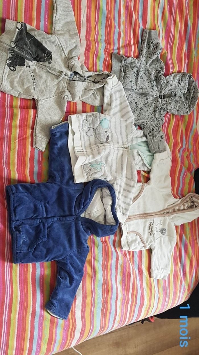 Vêtements bébé 1 mois - photo numéro 5