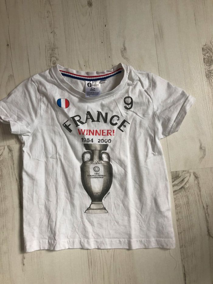 T shirt foot Euro France 4 ans