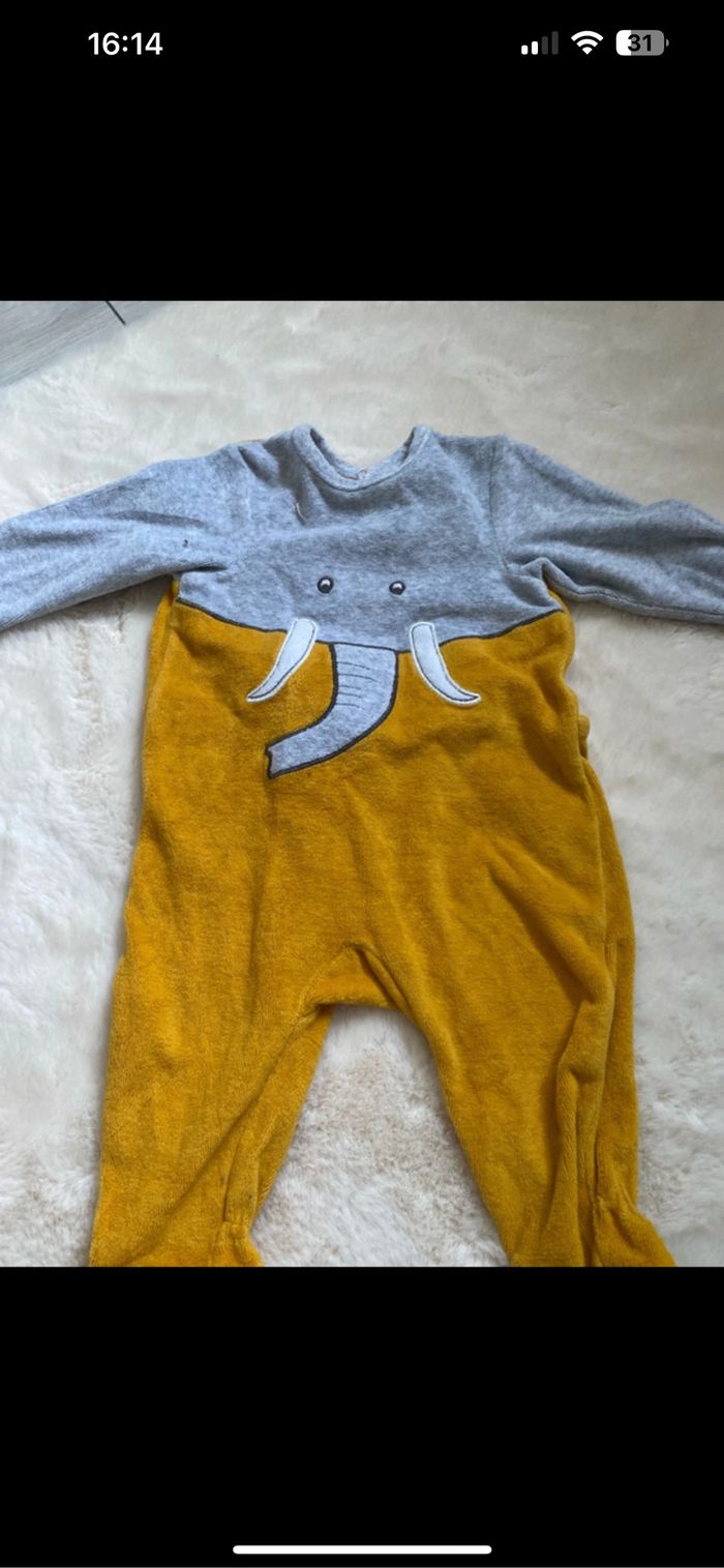 Lot pyjama 6mois - photo numéro 3