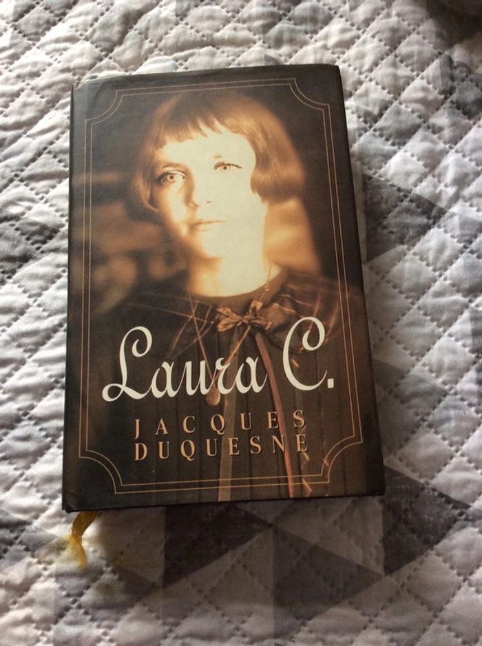 #Laura C Jacques Duquesne - photo numéro 2