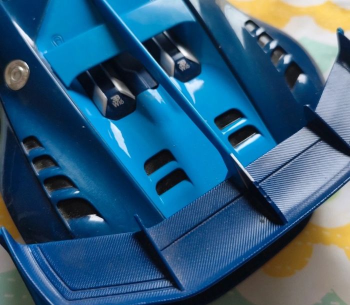 Bugatti téléguidé - photo numéro 8