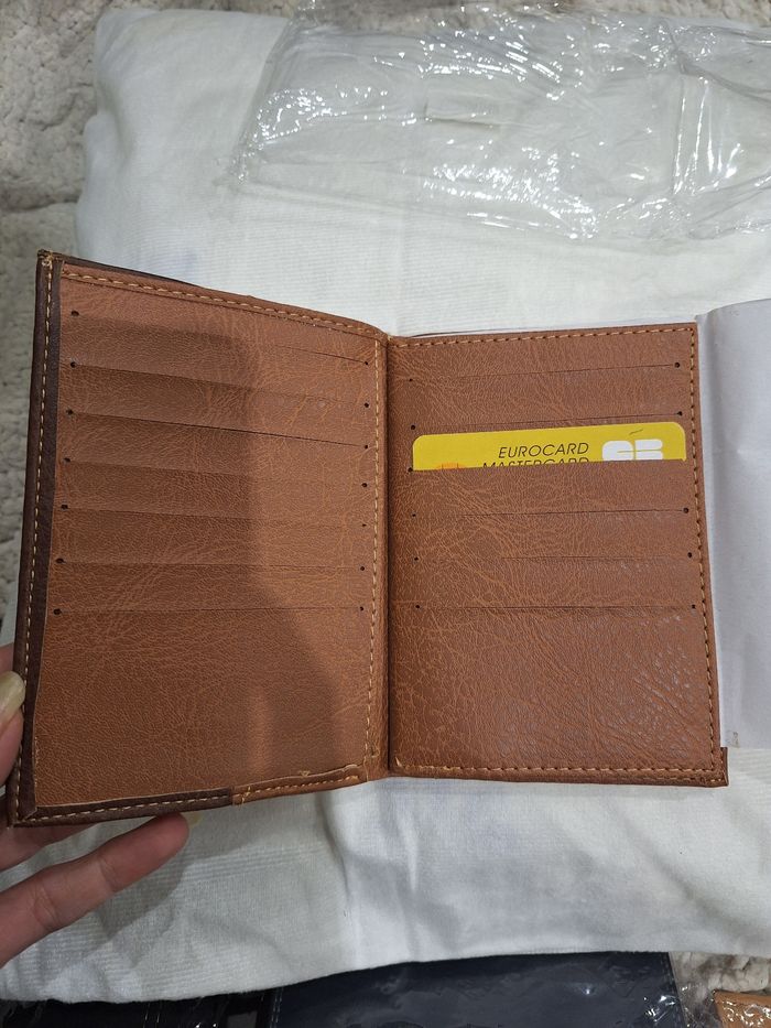 Porte feuille - photo numéro 2