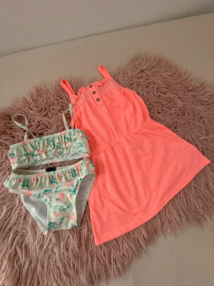 Ensemble plage Maillot de bain 2 pièces à volants et robe
