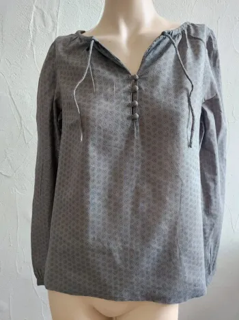 Blouse grise à motifs Taille S