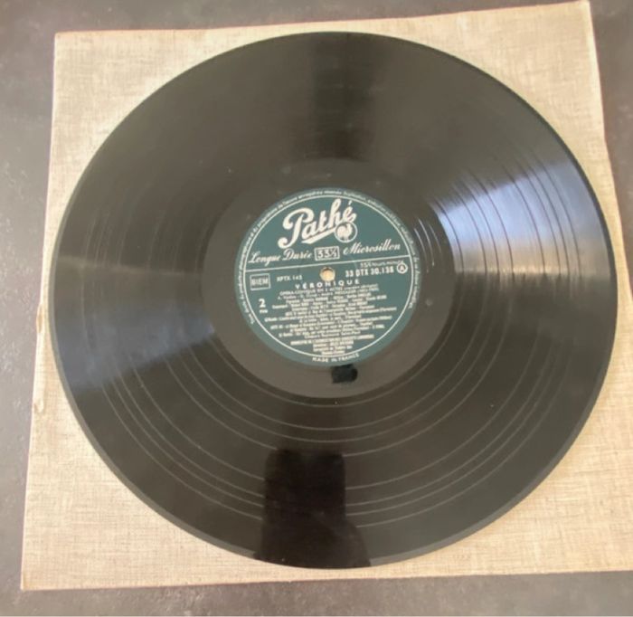 Vinyle 33 tours Véronique - photo numéro 2