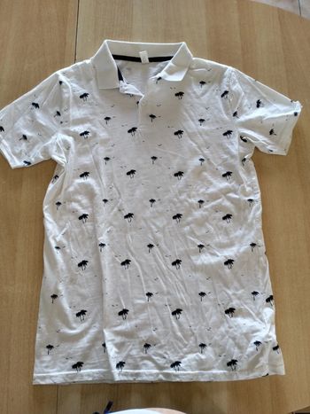 Polo écru avec palmiers bleu marine