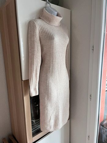 Robe pull col roulé taille m