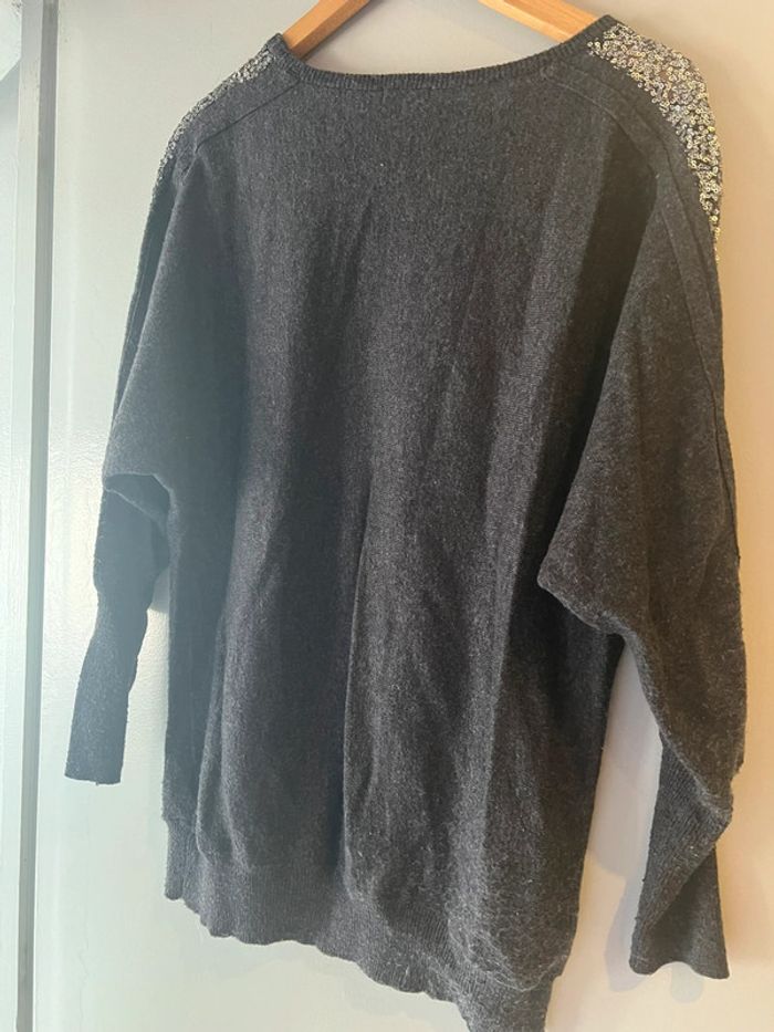 Pull gris à paillettes - photo numéro 2