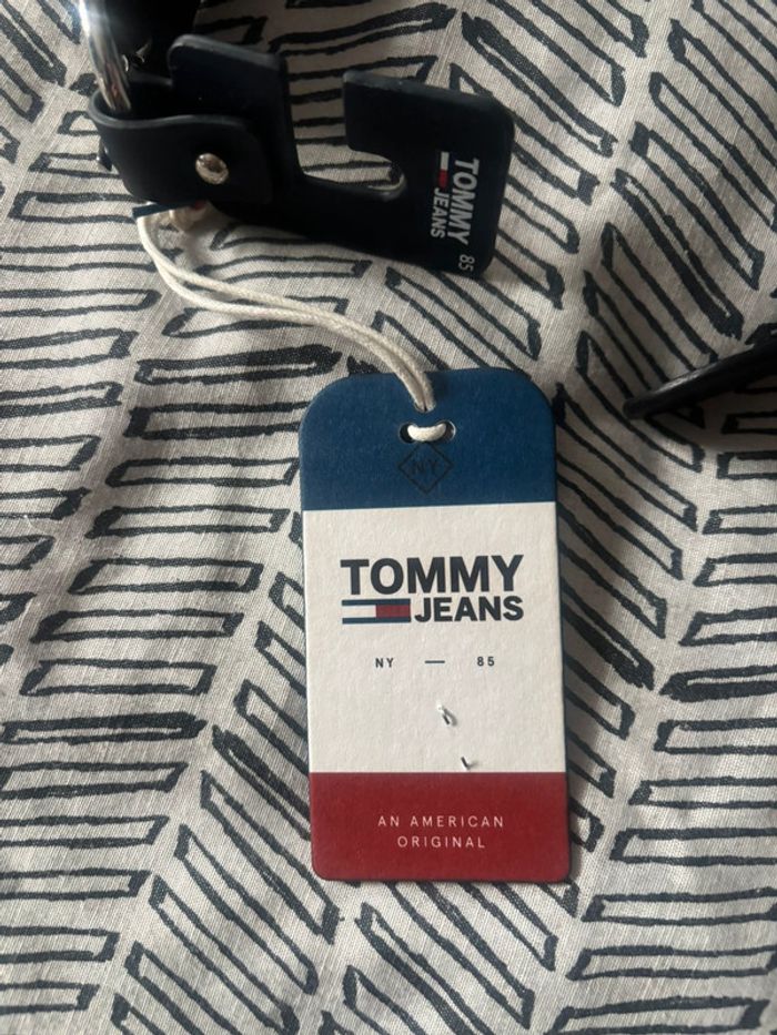 Ceinture femme Tommy jeans 85cm neuf avec étiquette - photo numéro 2