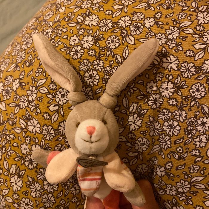 Hochet lapin rose doudou et compagnie - photo numéro 4