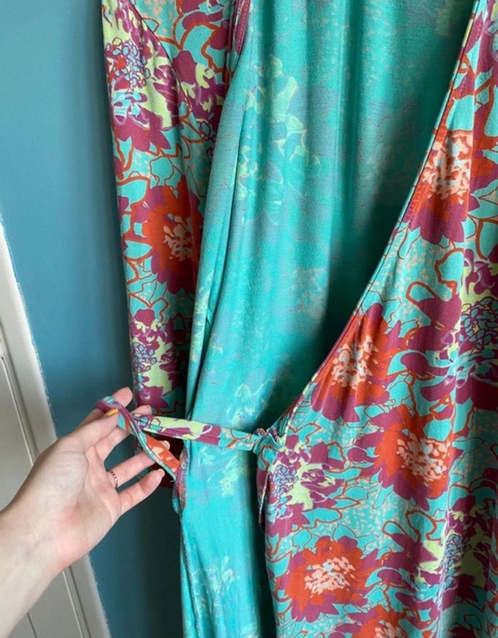 Robe cache cœur motif fleurie fiancée du Mékong - photo numéro 8