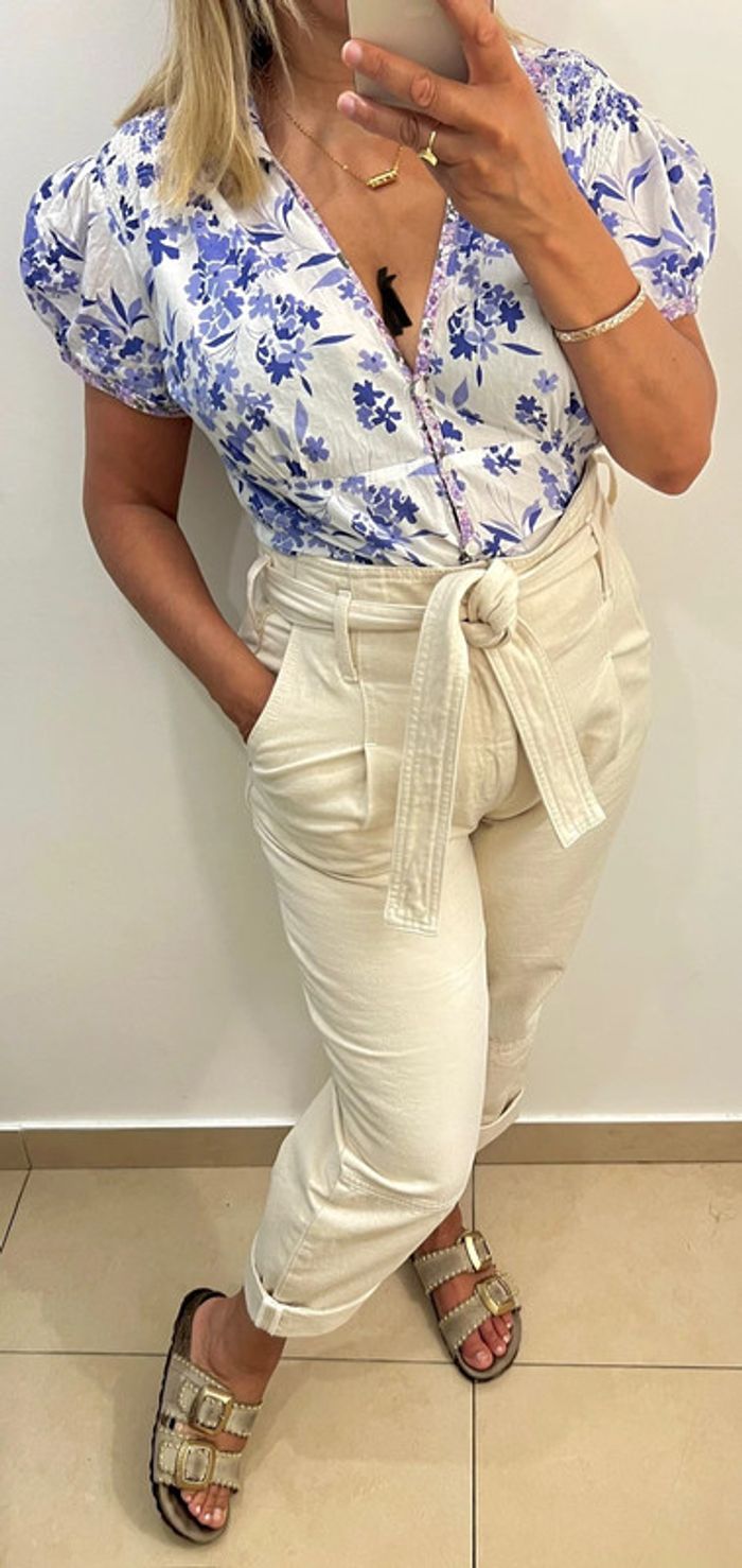 💙Chemise  blanche à fleurs bleue Trucco Taille 44 - photo numéro 3