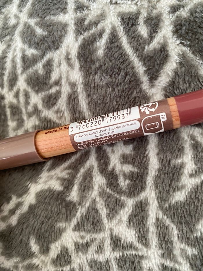 Crayon jumbo lèvres - photo numéro 2