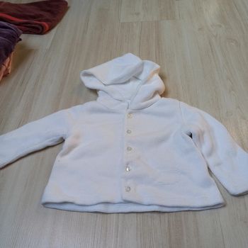 Gilet blanc à capuche
