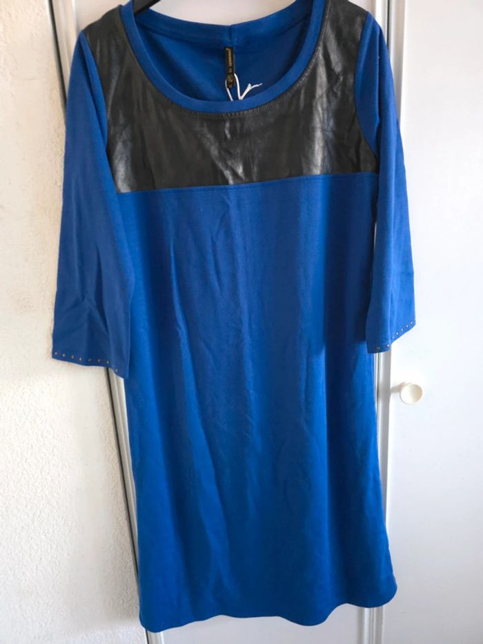 Robe bleu taille M neuve - photo numéro 4