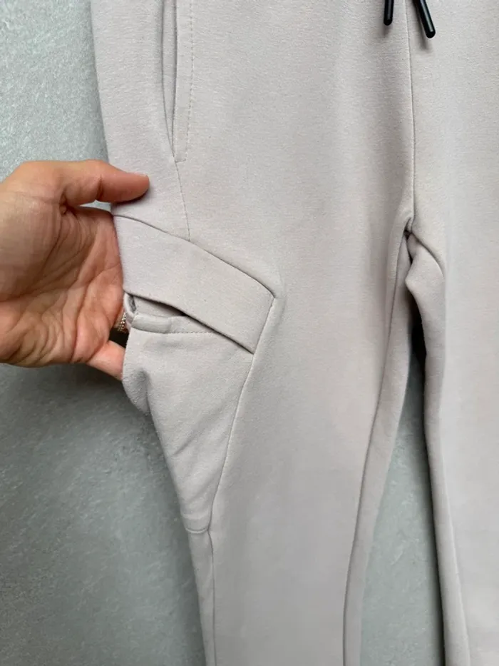 Jogging Kiabi beige taille XXS - 12 ans - photo numéro 3