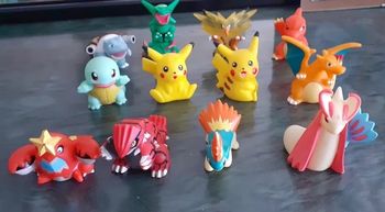 Lot figurine  Pokemon Bandai