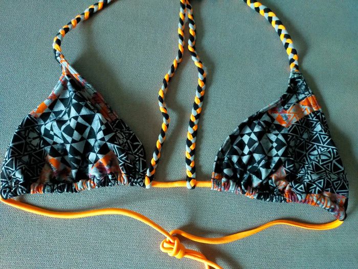 Haut de bikini à motifs graphiques – Chipie – Taille M - photo numéro 2