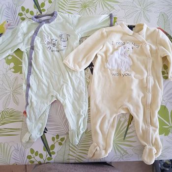 Lot de 2 pyjama mixtes taille 6 mois