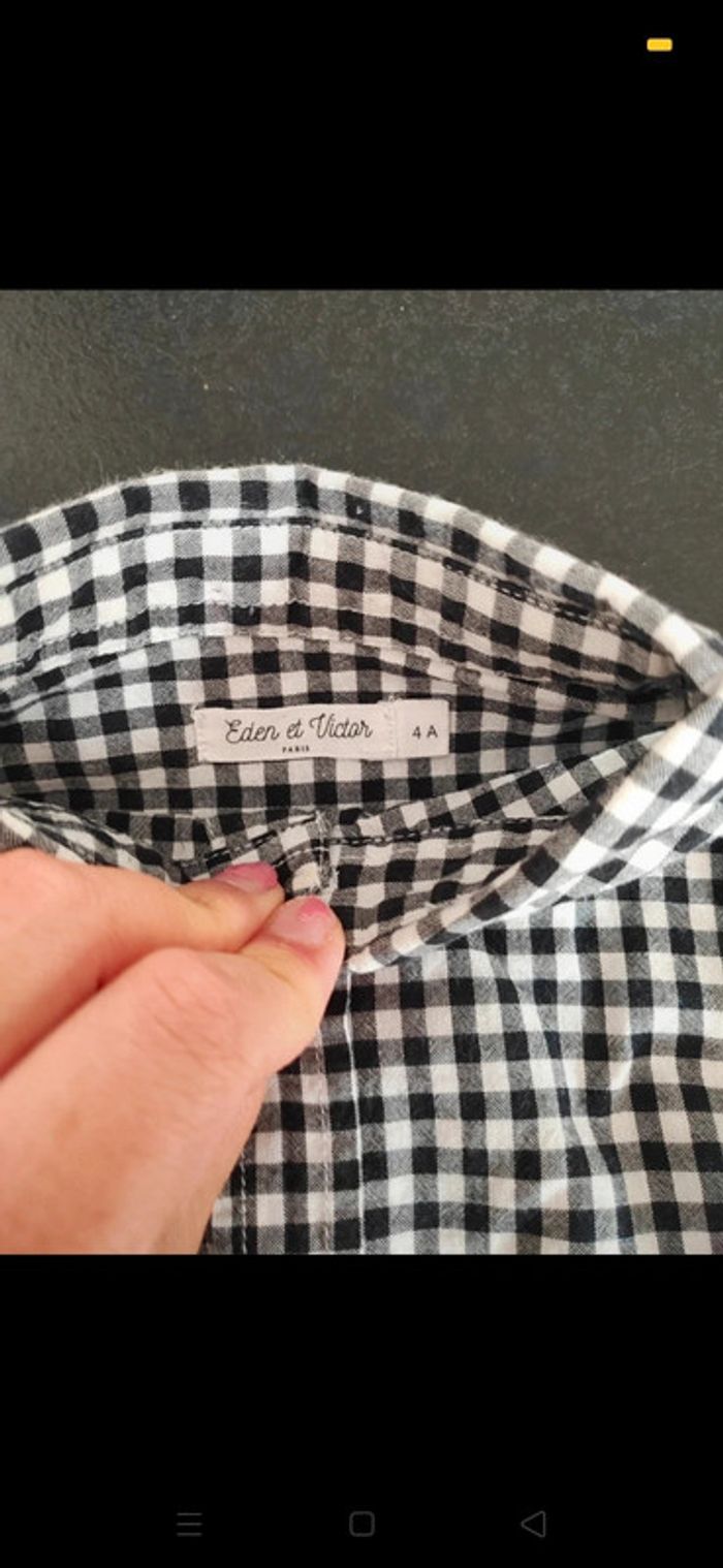 Chemise à carreaux 4 ans - photo numéro 2