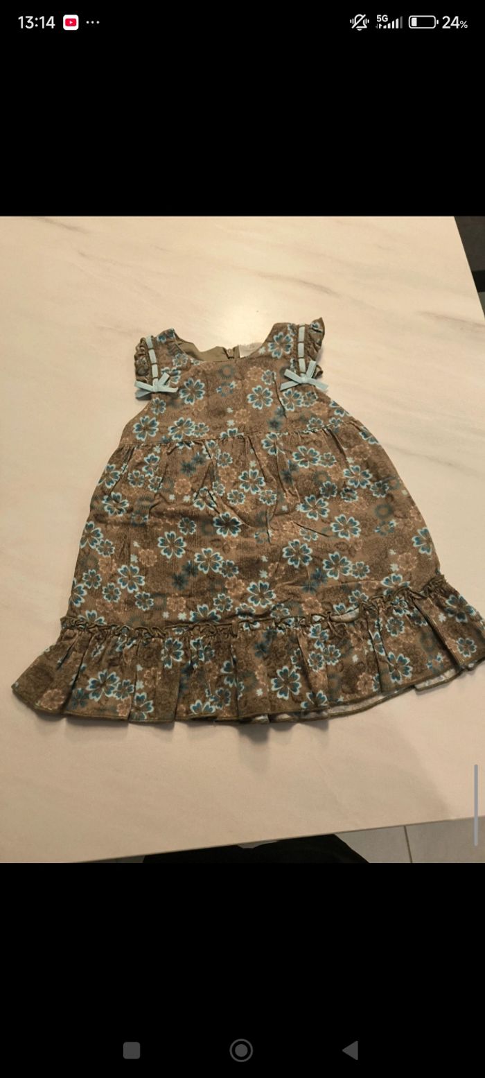 Robe taille 6 mois