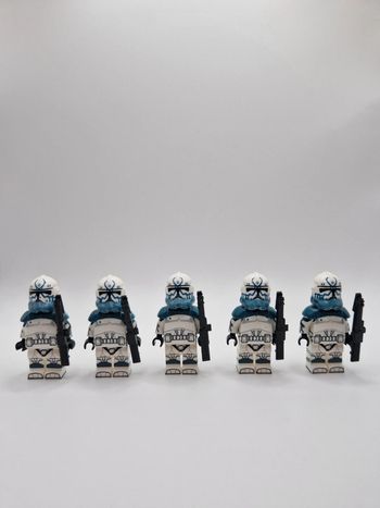 Figurines type lego 5 clones de la légion de Wolffe star wars