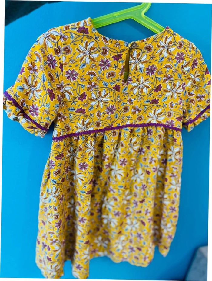 Belle robe état manches courtes 5 ans sergent Major - photo numéro 2