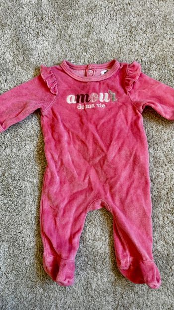 Pyjama velours rose Gémo – 1 mois