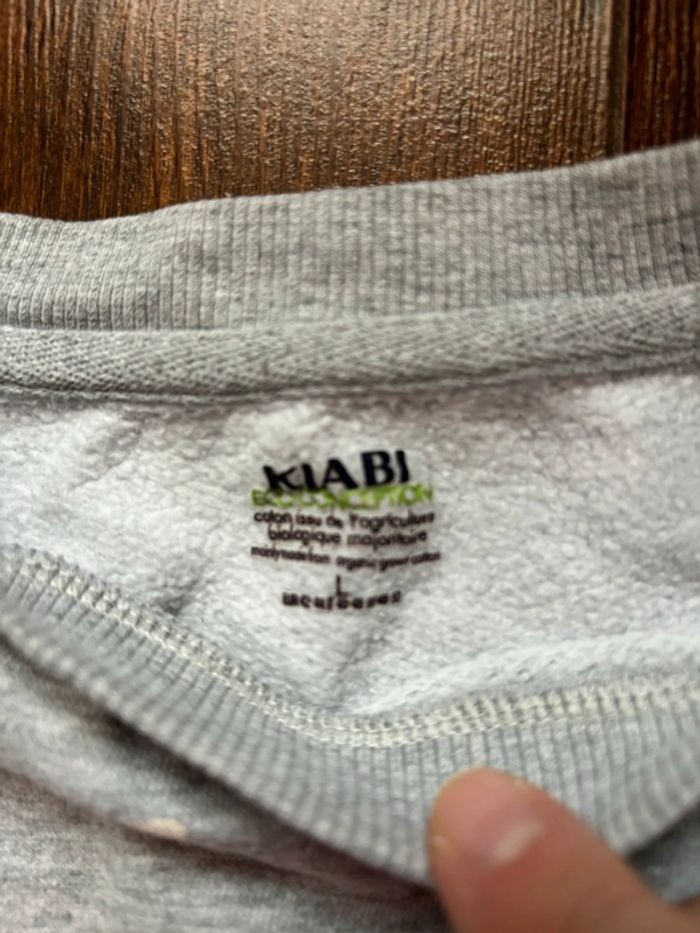 Sweat à cœurs taille L - photo numéro 2