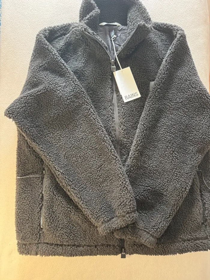 Veste polaire Rains noire – Taille XL – Neuf - Valeur 199€ - Prix spécial été