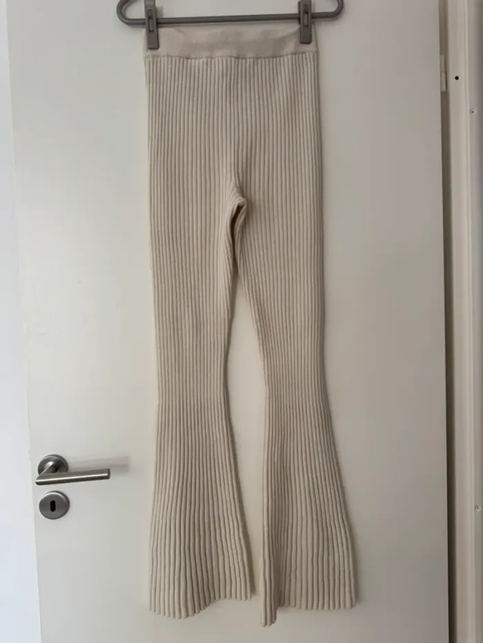 Pantalon patte d’éléphant - photo numéro 2