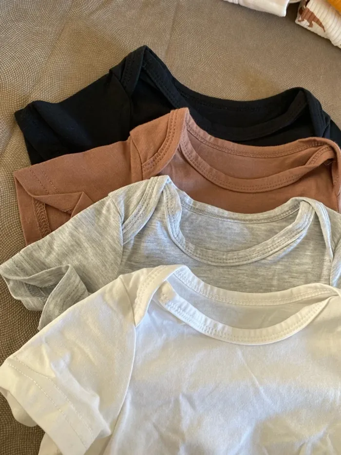 Lot de t-shirt - photo numéro 2