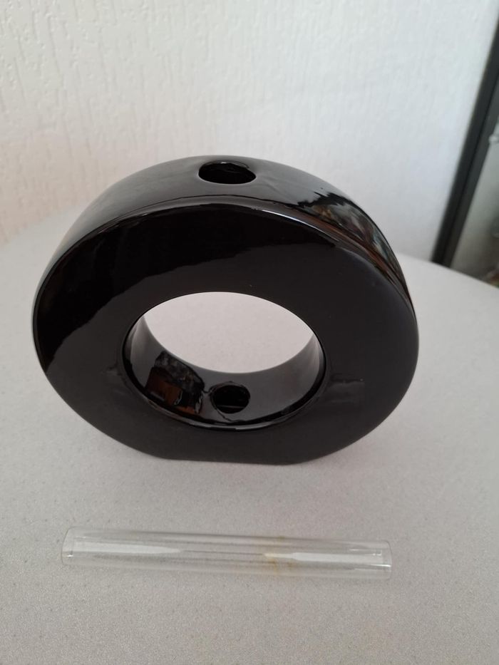 Joli vase soliflore rond céramique noire design très bon état - photo numéro 3