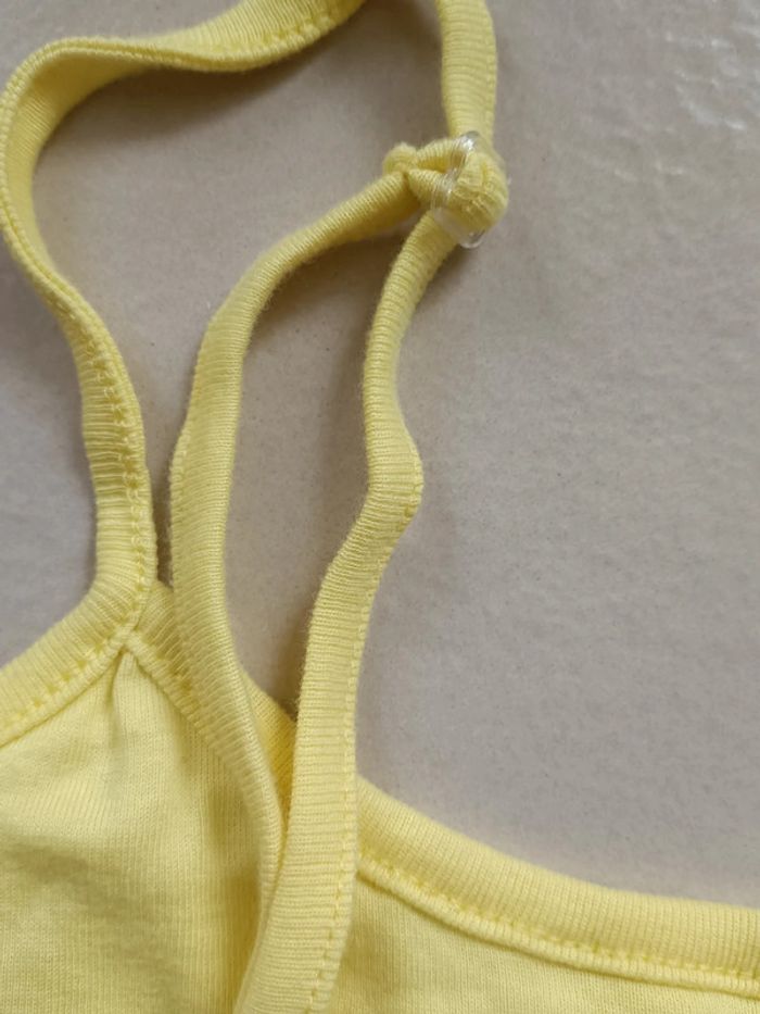 Top jaune Taille 3 - photo numéro 3